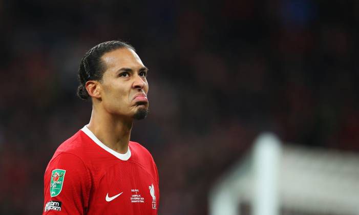 ‘When I was that age, I was nowhere near’ — Liverpool’s Van Dijk settles debate with Arsenal star