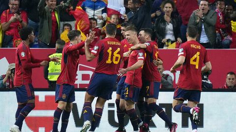 Spain show superiority in easy win over Norway
