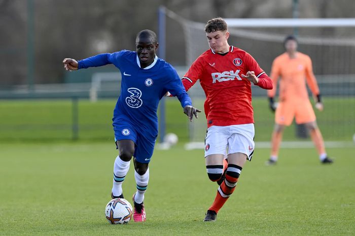 Chelsea midfielder N’Golo Kante participated in a friendly game on Friday
