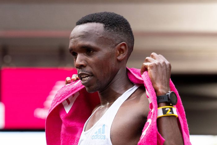 Amos Kipruto at the 2022 London Marathon.