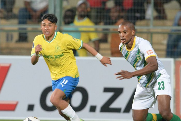 Marcello Allende playing.