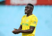Brian Mandela: el defensor de Harambee Stars espera el destino mientras expira el contrato de Mamelodi Sundowns