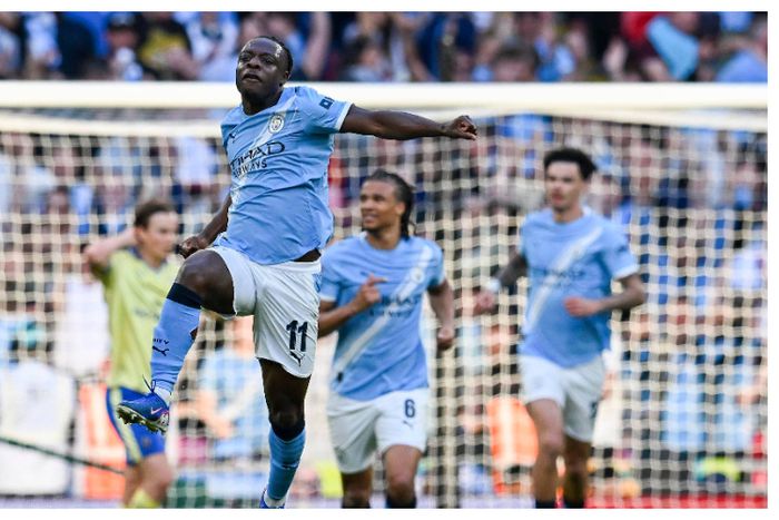 Nico González's late goal sends Citizens to Wembley