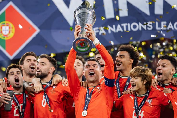 'I hope we can make it happen' – Bruno Fernandes says Ronaldo needs to match Messi to cap stellar career