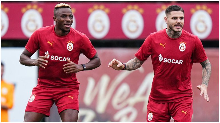 Victor Osimhen and Mauro Icardi in training for PAOK.