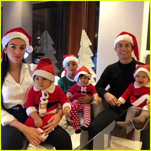Ronaldo celebrates Christmas with family