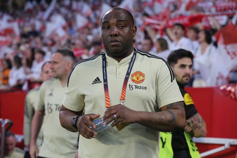 Benni McCarthy: Massive pay cut awaiting ex-Manchester United coach if he takes Harambee Stars job