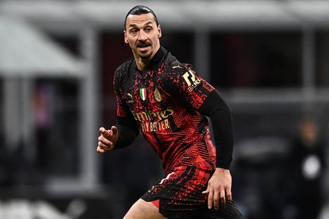 Zlatan Ibrahimovic suffers further injury set back