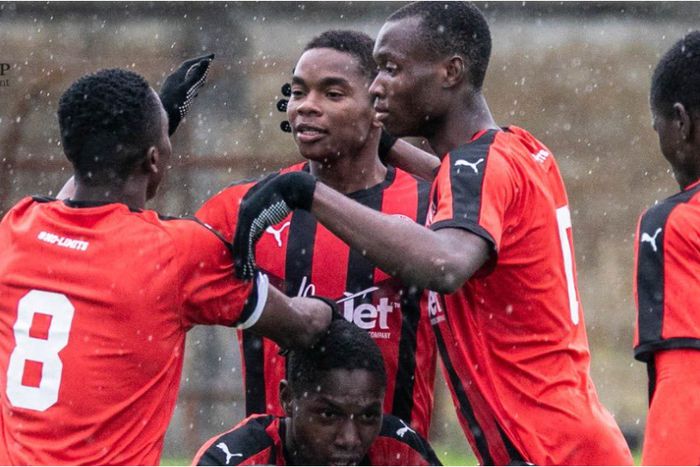 Beyond the Limits of their mates in Italy's Viareggio Cup.