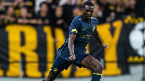 Sichenje features, trialist Stanely Wilson watches as AIK draw with Karlbergs