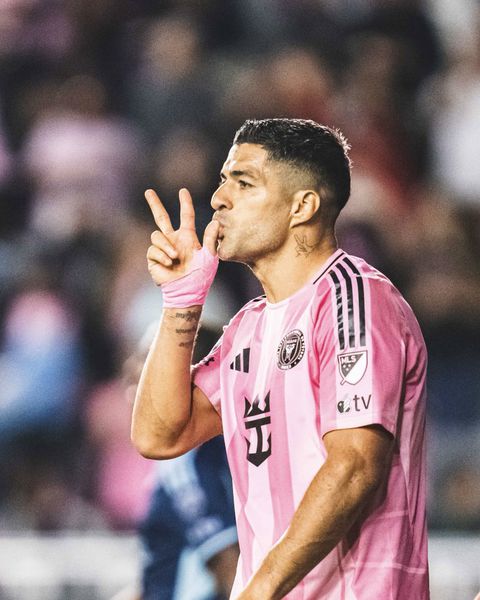 Lionel Messi and Luis Suarez both scored as Inter Miami recorded a 3-1 win against Kansas City in a Concacaf Champions Cup clash.