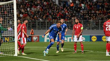 Italy bounce back from England defeat with win against Malta