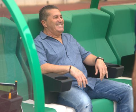 Jose Peseiro defends players again, fingers Abuja pitch, officials
