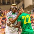 Nigeria vs Guinea-Bissau: Osimhen caged by his teammates.