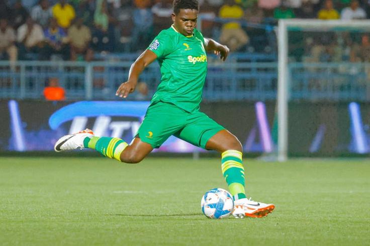 Football 'agent' Ronnie Santos wailing over Gift Fred's refusal to pay him for mediating his deal to Young Africans