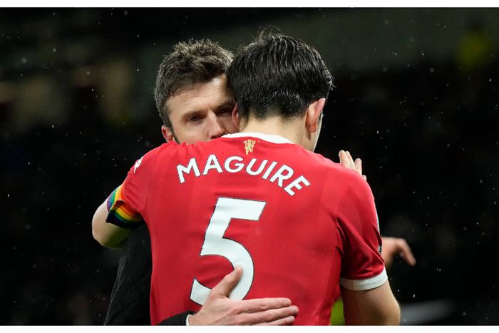 Maguire thanks Carrick for reviving his career