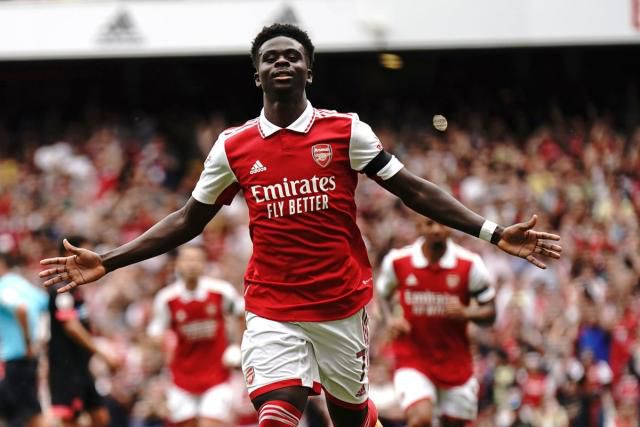 Bukayo Saka celebrating his goal