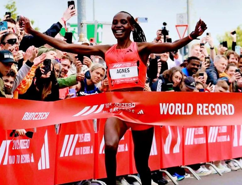 Brilliant Agnes Ngetich smashes women's-only 10km record.