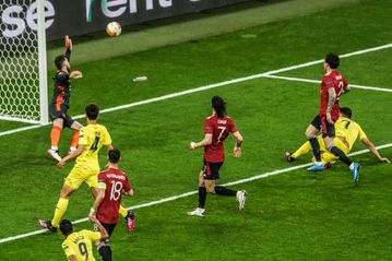 Villarreal edge Man Utd in epic shootout to win Europa League