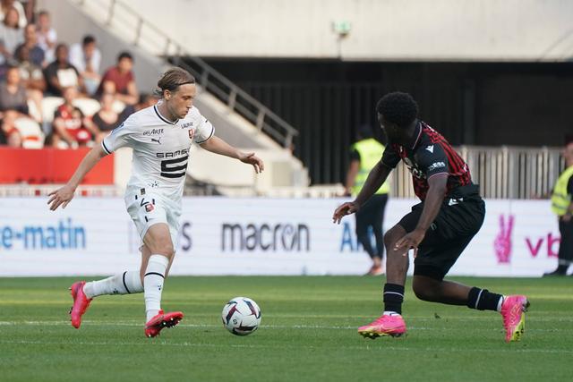 Rennes player in action in Ligue 1