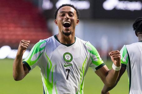 Nigeria vs Zimbabwe. Femi Azeez shines.