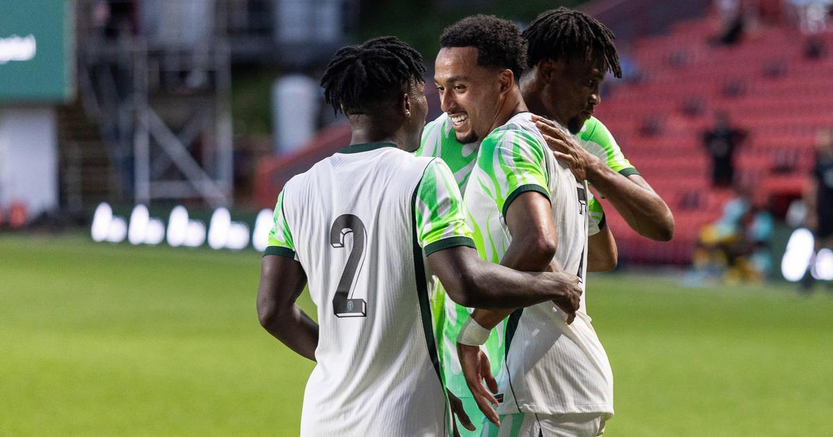 Nigeria vs Zimbabwe: Femi Azeez shines on debut as Super Eagles brush ...