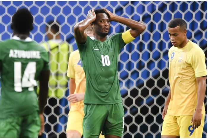 Okechukwu Azubuike and Mikel Obi during the Rio Olympics