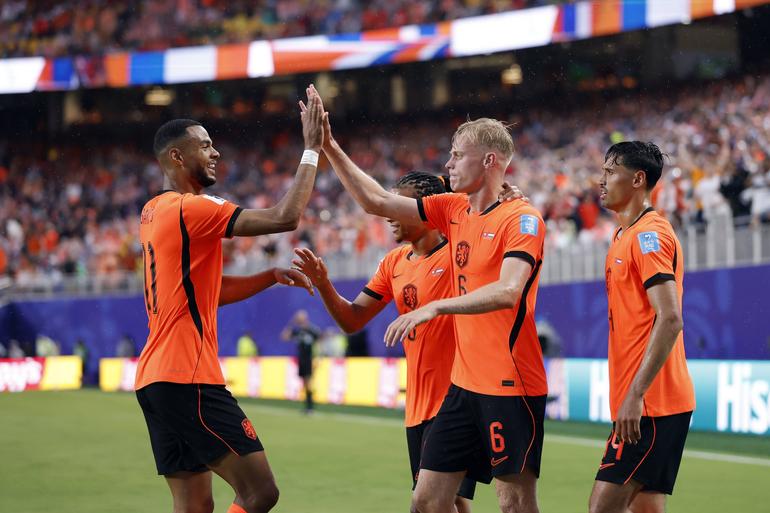 Netherland players celebrating || Imago