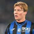 Atalanta's Rasmus Hojlund is the topic of intense transfer battle between Manchester United and PSG