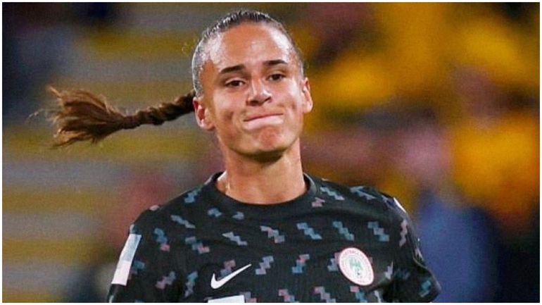 Ashleigh Plumptre, Super Falcons star defender.
