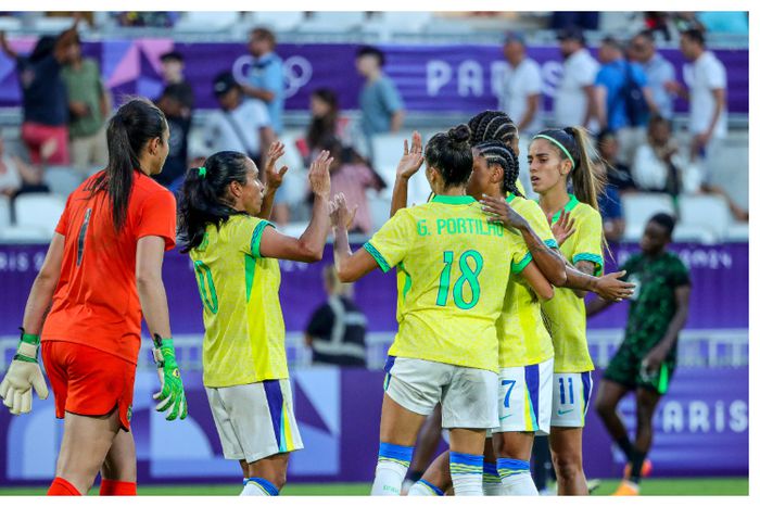 Lorena and Gabi hails Super Falcons team