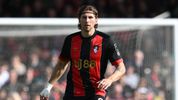 PSG Increase Offer for Bournemouth Defender Amid Manchester United Links