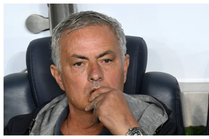 Mourinho lashes out