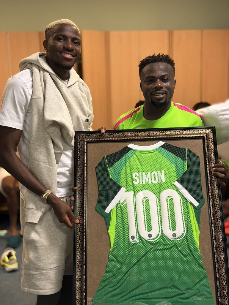 Victor Osimhen missed the game due to an injury.