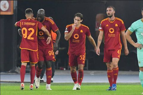 Lukaku on target as Roma continue perfect European start
