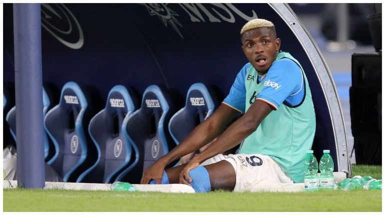 Victor Osimhen on Napoli's bench during the loss to Fiorentina