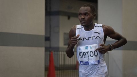 Philimon Kipchumba oozes class while obliterating course record at Shanghai Marathon