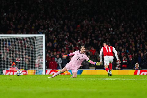 Neuer's Shocking Gaffes Gift Arsenal Gargantuan Champions League Victory Over Bayern