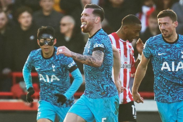 Brentford and Tottenham played out an entertaining 2-2 draw in the first game after the Premier League resumption