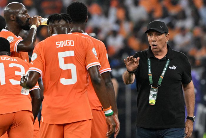Jean Louis Gasset with the Ivory Coast national team | AfricaSportNow