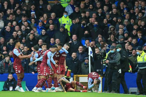 Football police chief calls for Premier League talks to tackle disorder