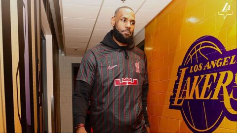 LeBron James responds to the unexpected news of Jürgen Klopp leaving Liverpool FC
