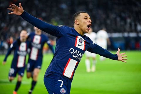 Watch joyous scenes in PSG locker room after Le Classique victory over Marseille