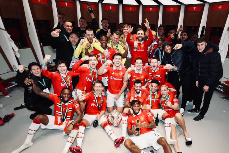 Ten Hag starts to restore Manchester United