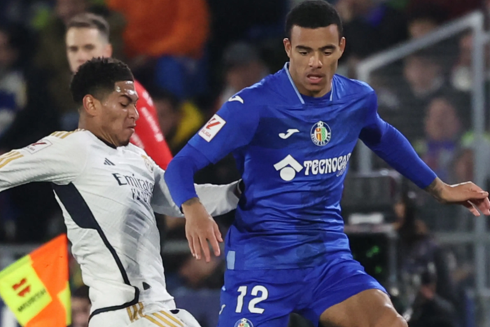 Jude Bellingham tackling Mason Greenwood in Real Madrid vs Getafe || Image credit: Imago