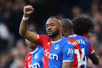 Crystal Palace Celebrate Ghana’s Jordan Ayew after Beating Salah, Henry, and Drogba to Premier League Milestone