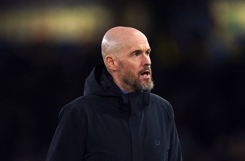 Ten Hag hits back at Liverpool icon’s criticism of his Manchester United side