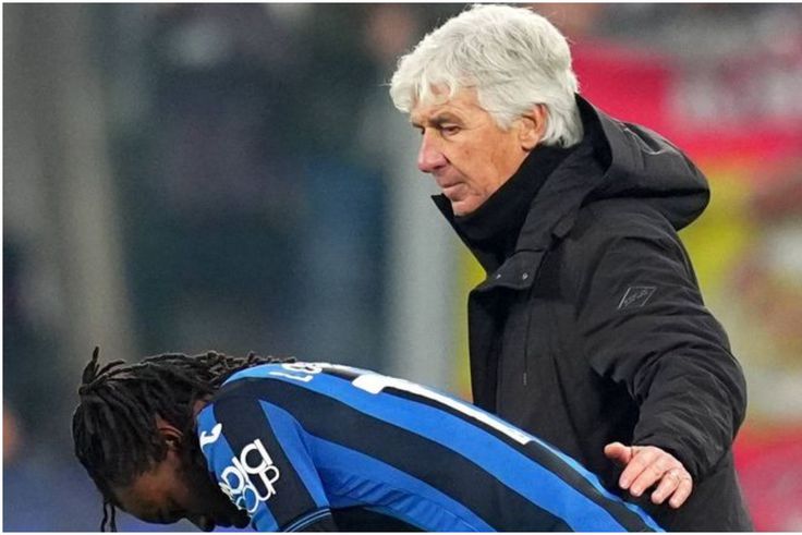 Ademola Lookman and his Atalanta boss Gian Piero Gasperini.