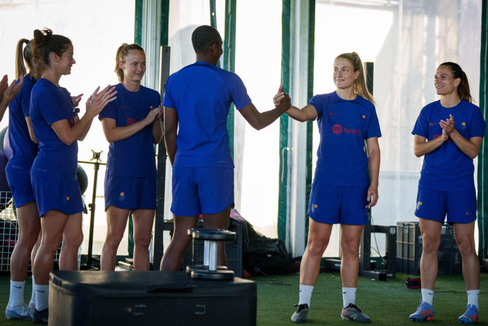 Oshoala welcomes Alexia back to the group