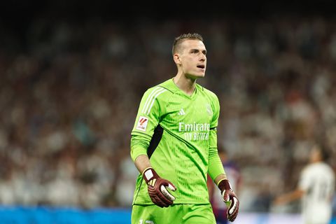 Manchester United eye Real Madrid's Andriy Lunin || Image credit: Imago